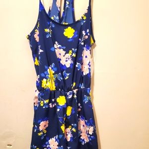 City Streets blue floral shorts romper small. Keyhole back. NWT. Summer staple!